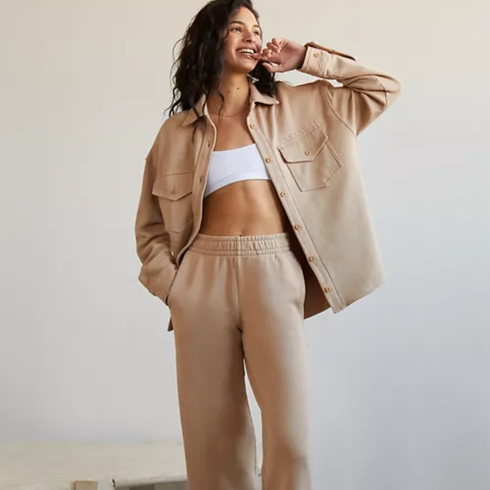 Aritzia Green Button-Up Flannel Jacket / Shacket